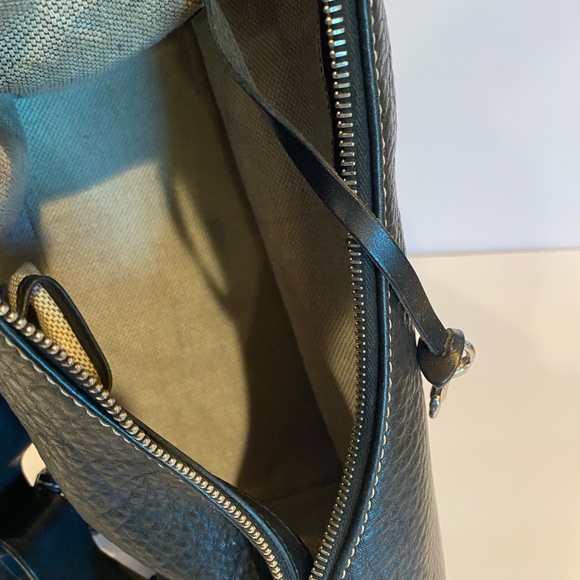 Dooney and Bourke Leather Bag - Picture 5 of 8